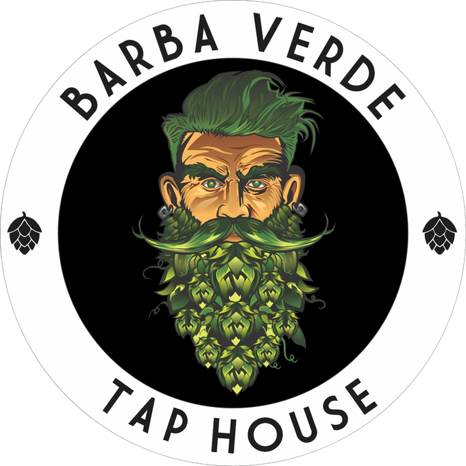 Emblema oficial da Barba Verde Tap House: rosto com cabelo e barba de lúpulo verde